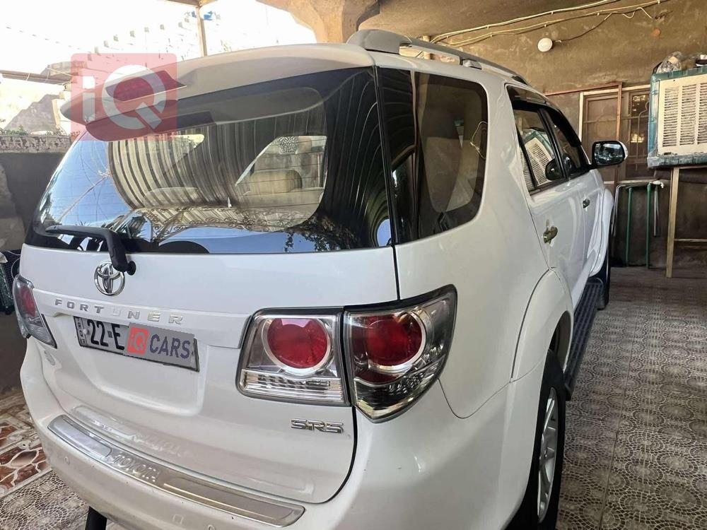 تۆیۆتا فۆرچێنەر